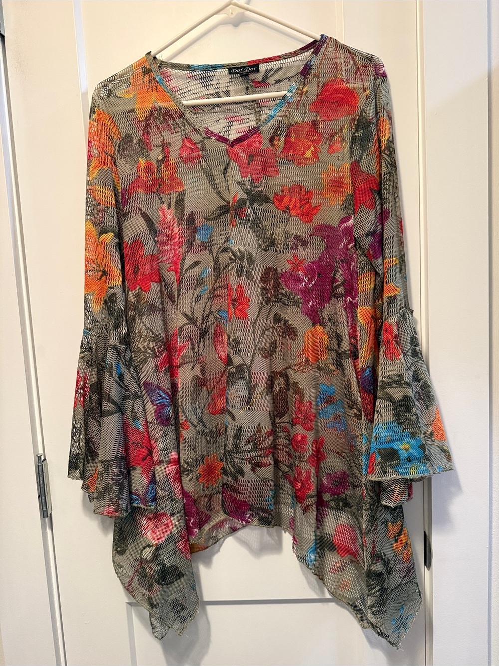 Dor Dor Women's Floral Mesh Bell-Sleeve Tunic - Multicolor size M